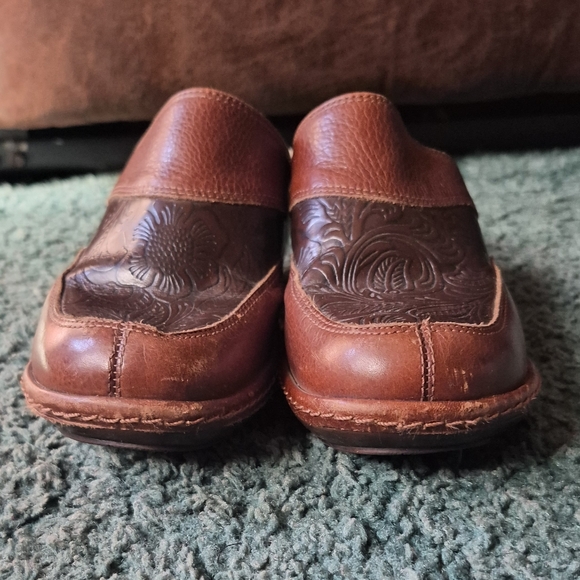 Nurture Women's Brown Leather Clogs 6M - Picture 7 of 14